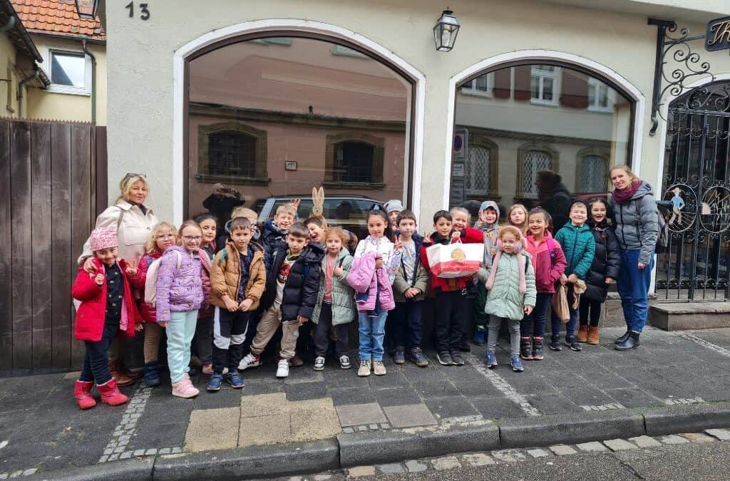 Kinder Kino festival begeistert Hasenklasse 1a mit Film „Die Häschenschule – der große Eierklau“