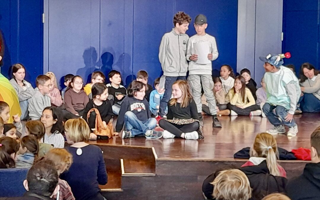 Multireligiöse Feier der Rauchbeinschule im Stadtgarten